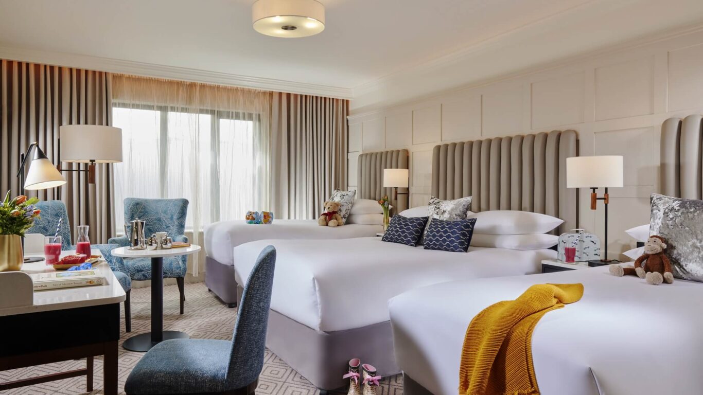 Castlecourt Superior Family Room